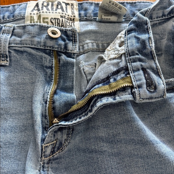 Ariat Light Blue M5 Straight Men's Jeans - Picture 6 of 16